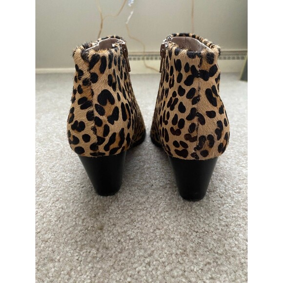 Vionic Georgia Cheetah Leopard Calf Hair Ankle Booties Women's Size 6 - Picture 4 of 12